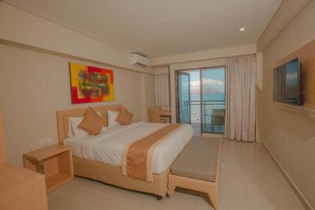 Laprima Hotel Лабуан Баджо Екстериор снимка