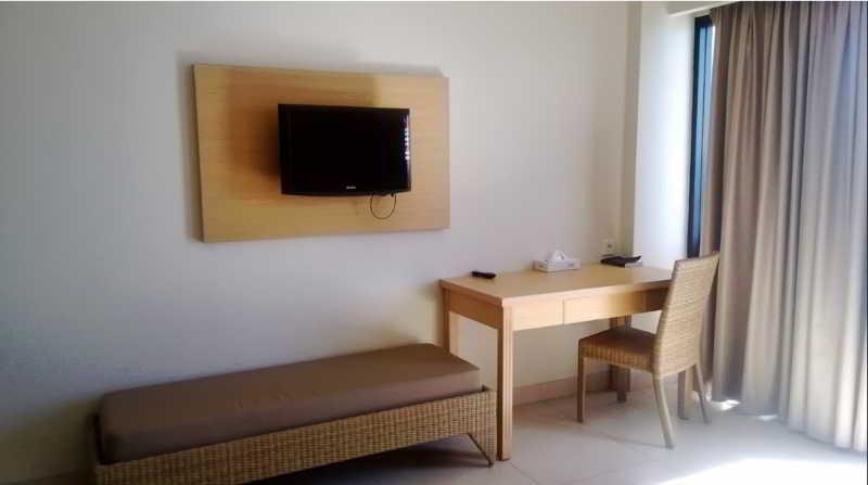 Laprima Hotel Лабуан Баджо Екстериор снимка